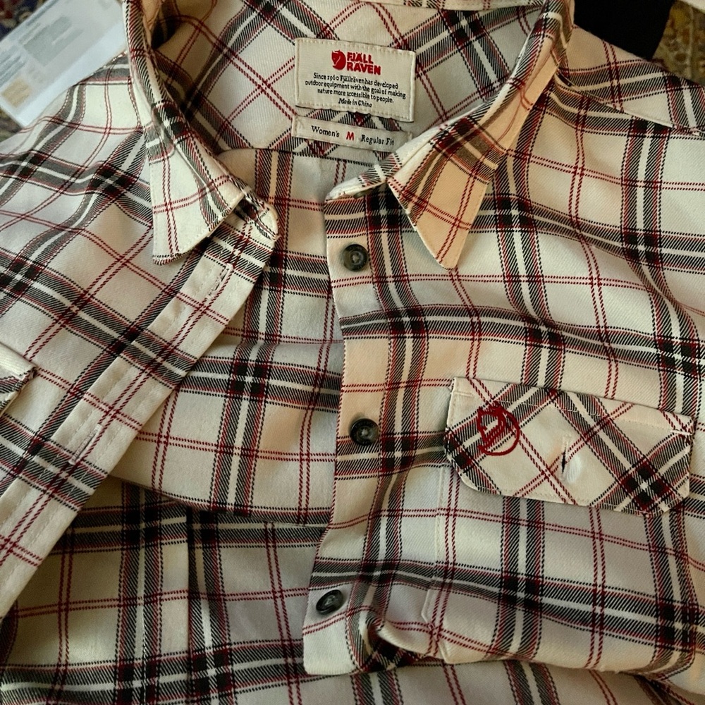 Fjallraven, women’s  M Regular Fit,Fjallglim Stretch Plaid Shirt, as new.